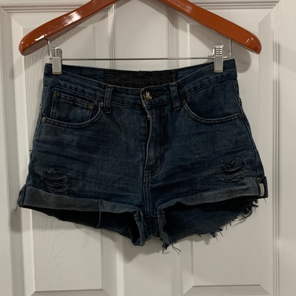 One Teaspoon denim shorts - Picture 1 of 2
